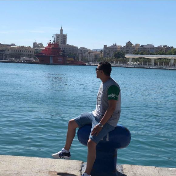 Meet your Posher, Omar - Picture 1 of 1